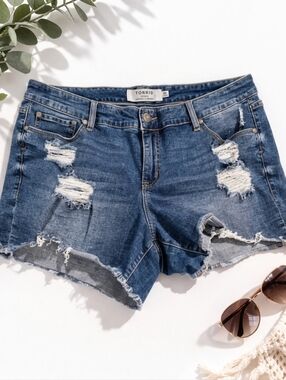 Torrid Distressed Denim Cut Off Shorts Blue Frayed Hem Stretch